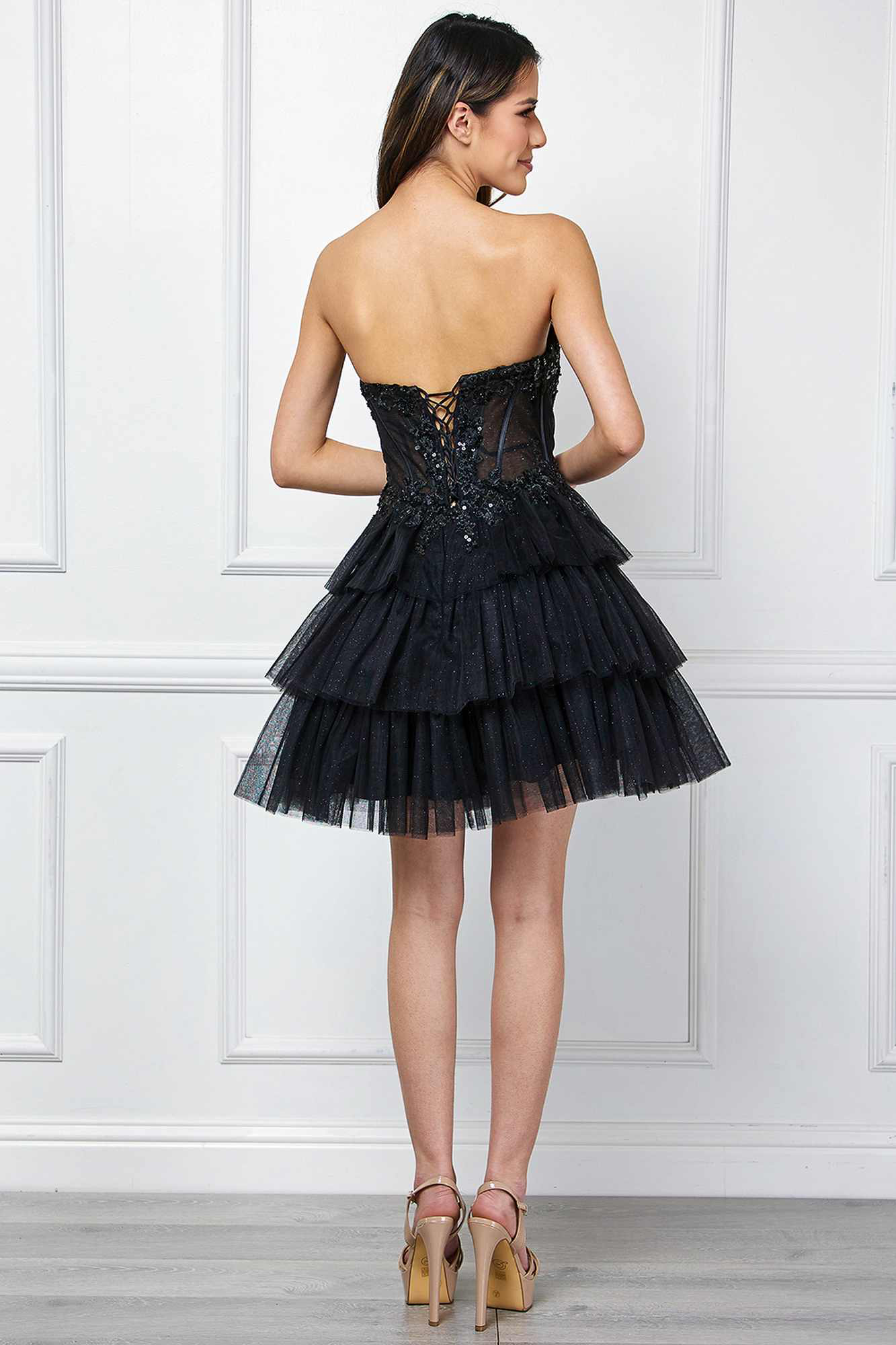 Short A-Line Ruffled Layered Tulle Skirt Strapless Scoop